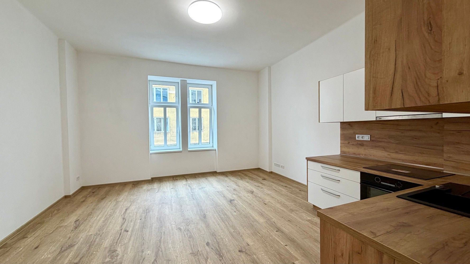 2+kk, Cheb, Karlovarský kraj, 64 m² - 1