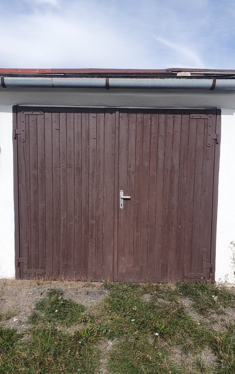 Garáže, Žďár nad Sázavou, 591 01