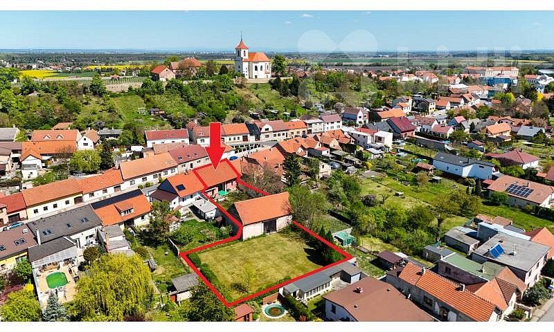 Komerční nemovitost, 220 m²