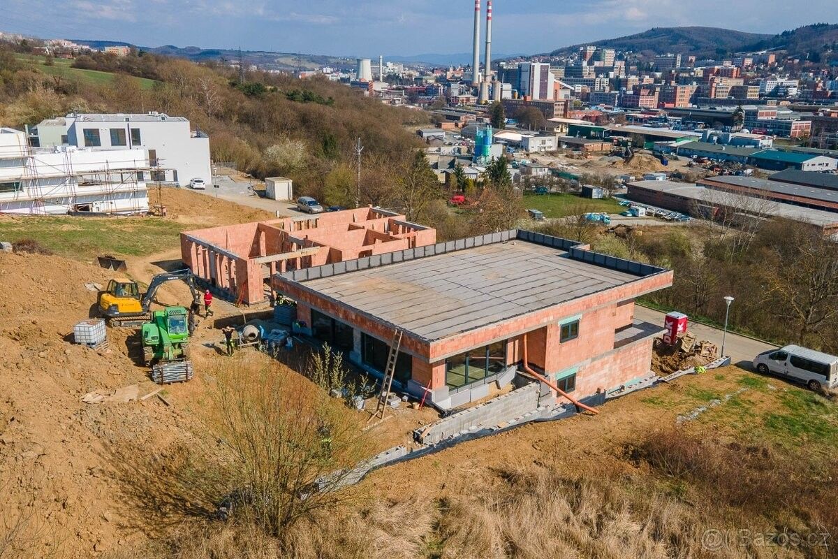 Prodej rodinný dům - Zlín, 760 01 - 2