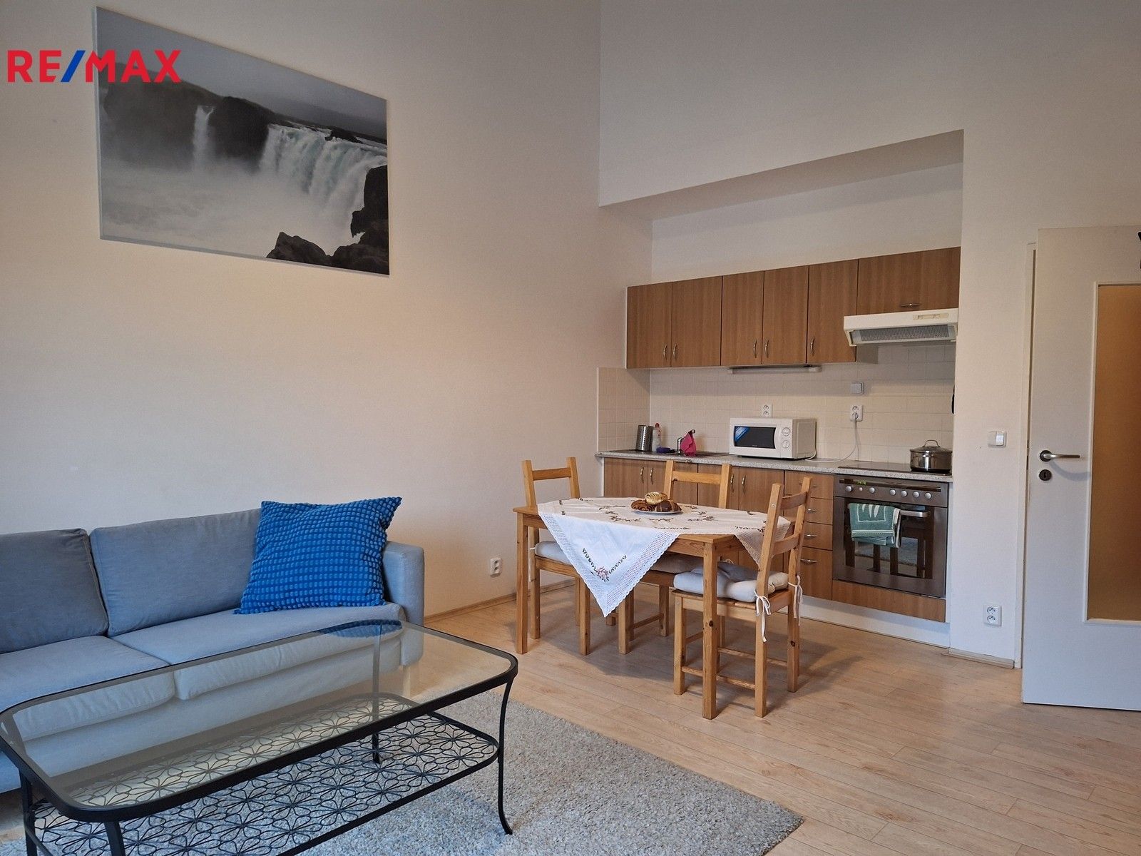 Pronájem byt 2+kk - Za Mlýnem, Hostivice, 46 m²