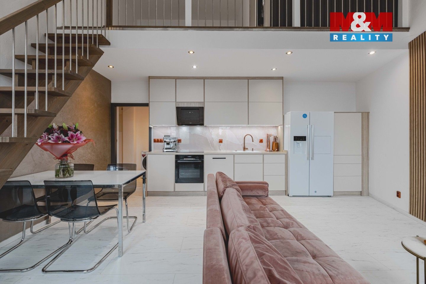 4+kk, Husovo náměstí, Klatovy, 78 m²