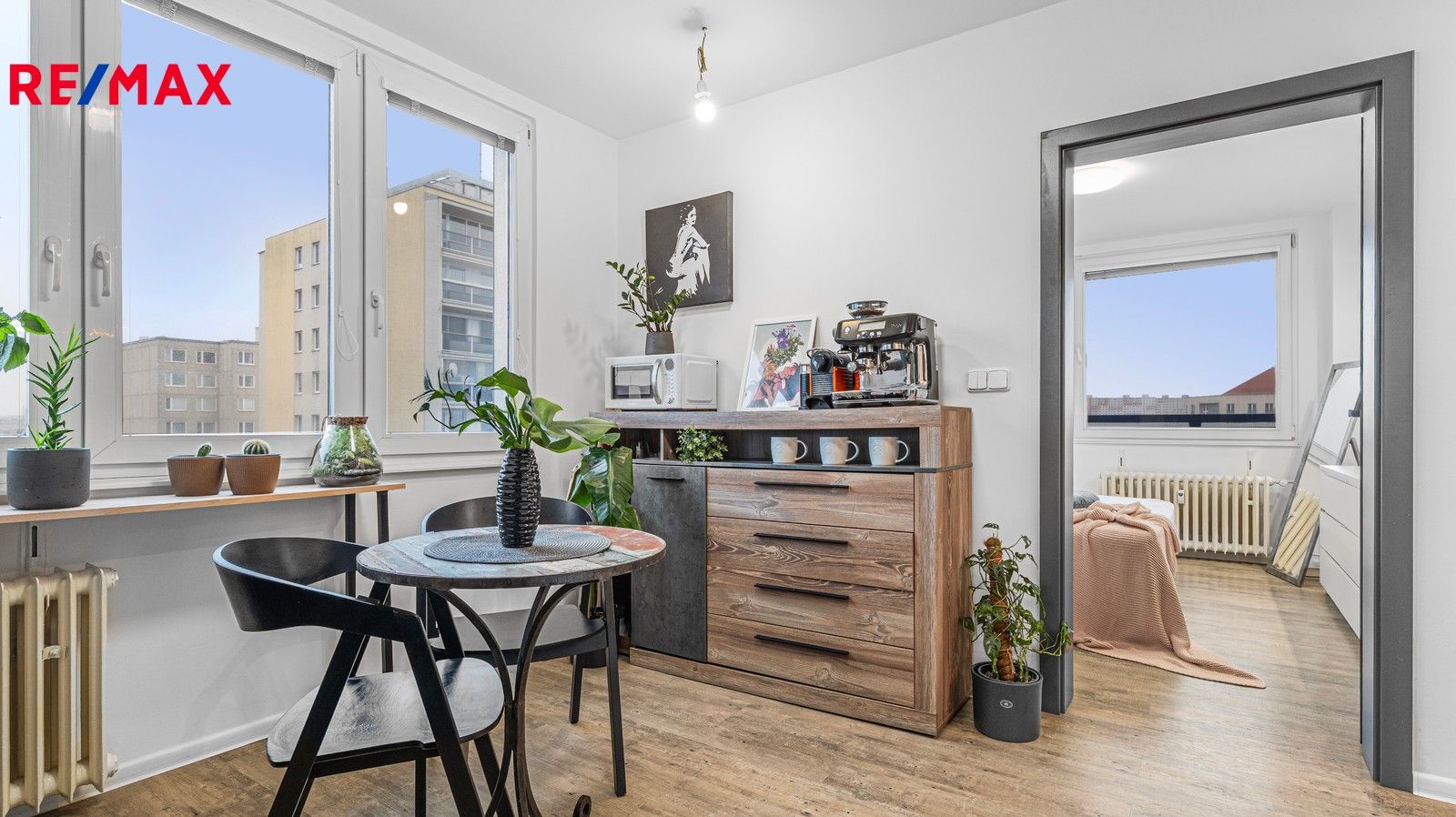 Prodej byt 3+1 - Přesličková 2886, Praha, 74 m²