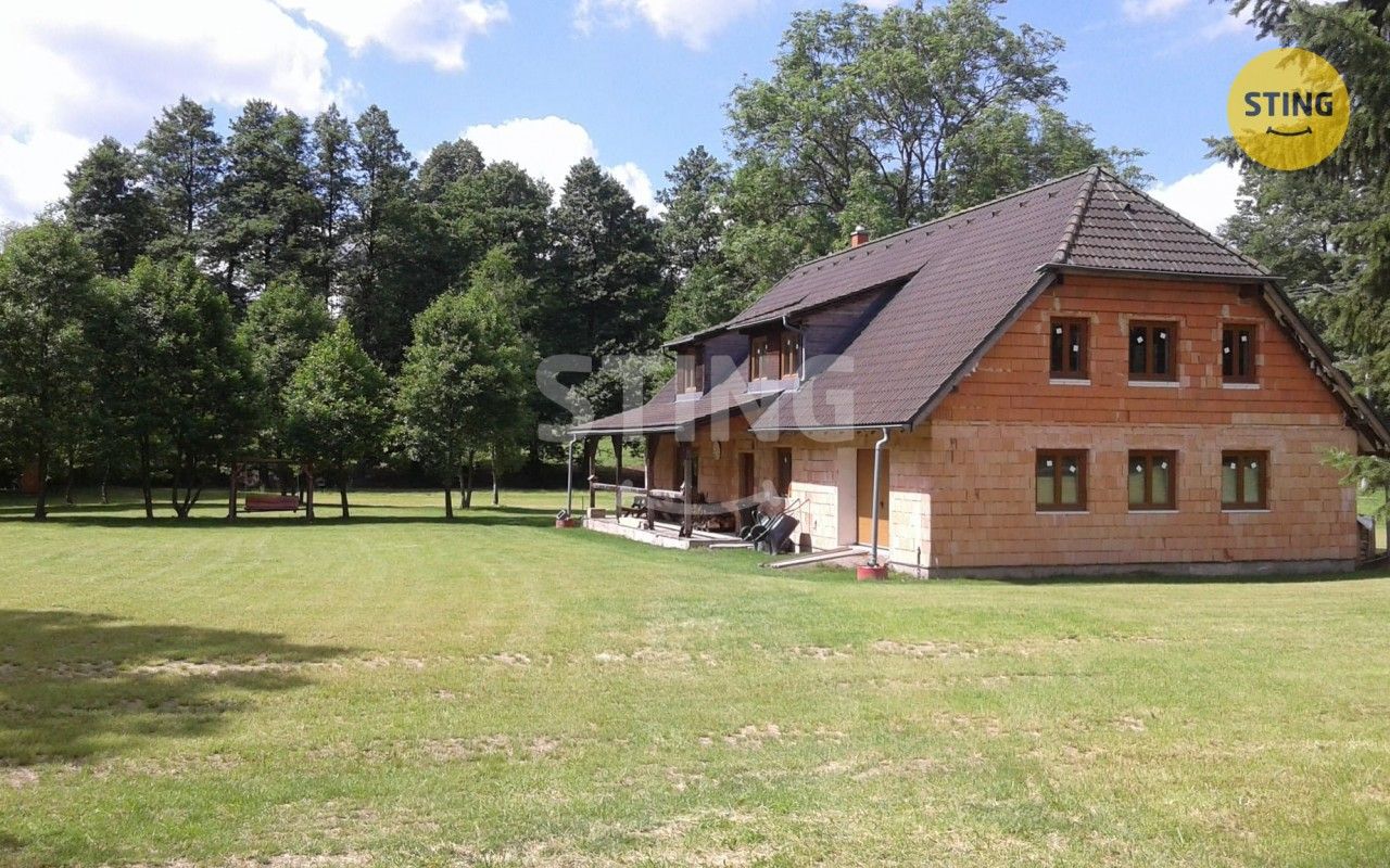 Rodinné domy, Dolní Václavov, Václavov u Bruntálu, 280 m² - 1
