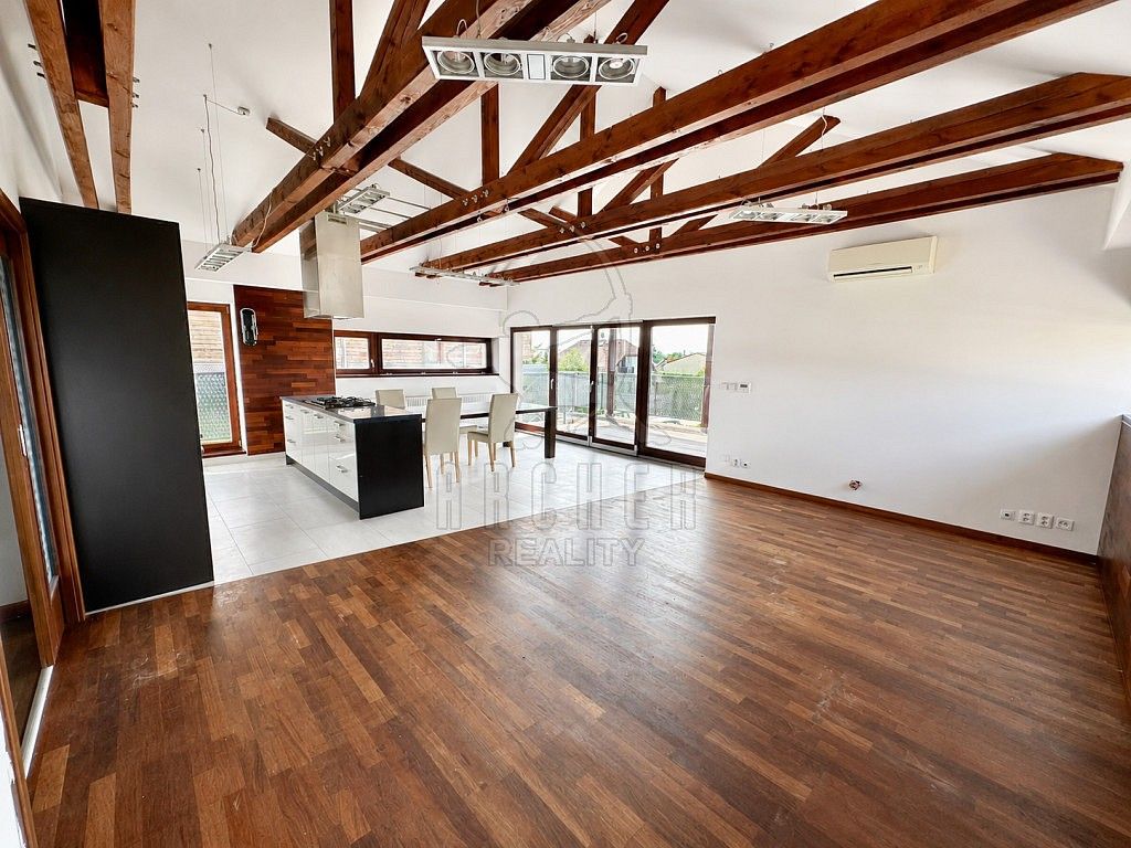 Rodinný dům · 317 m² · Jeneč, okres Praha-západ, Středočeský kraj - 4