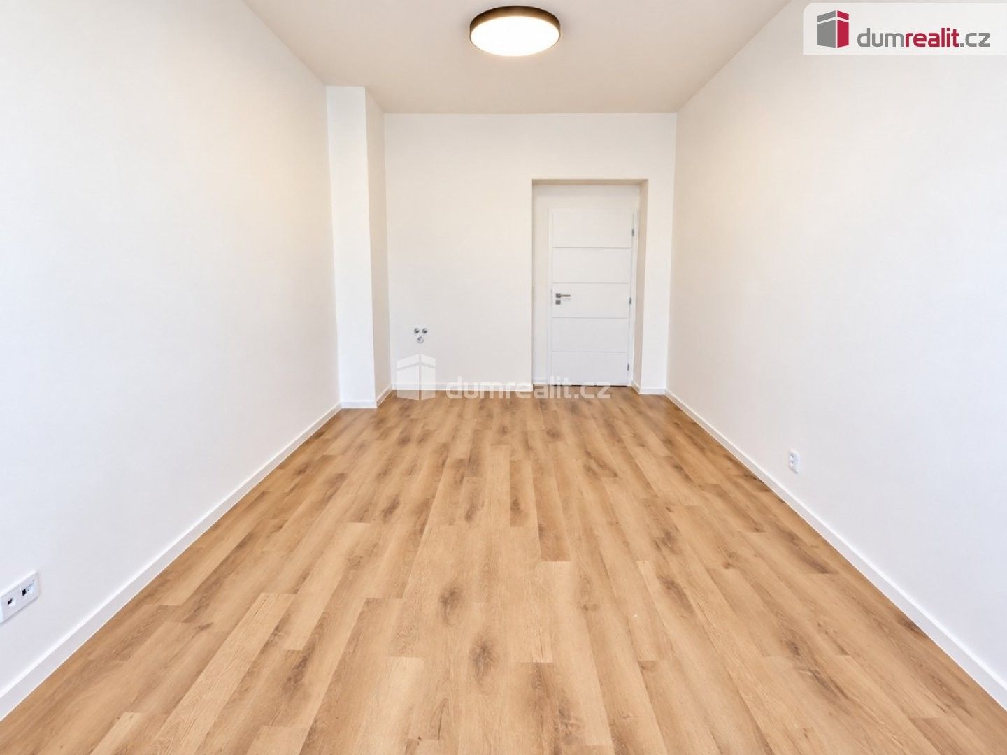 Byt 2+kk · 50 m² · Plzeňská, Praha - 3
