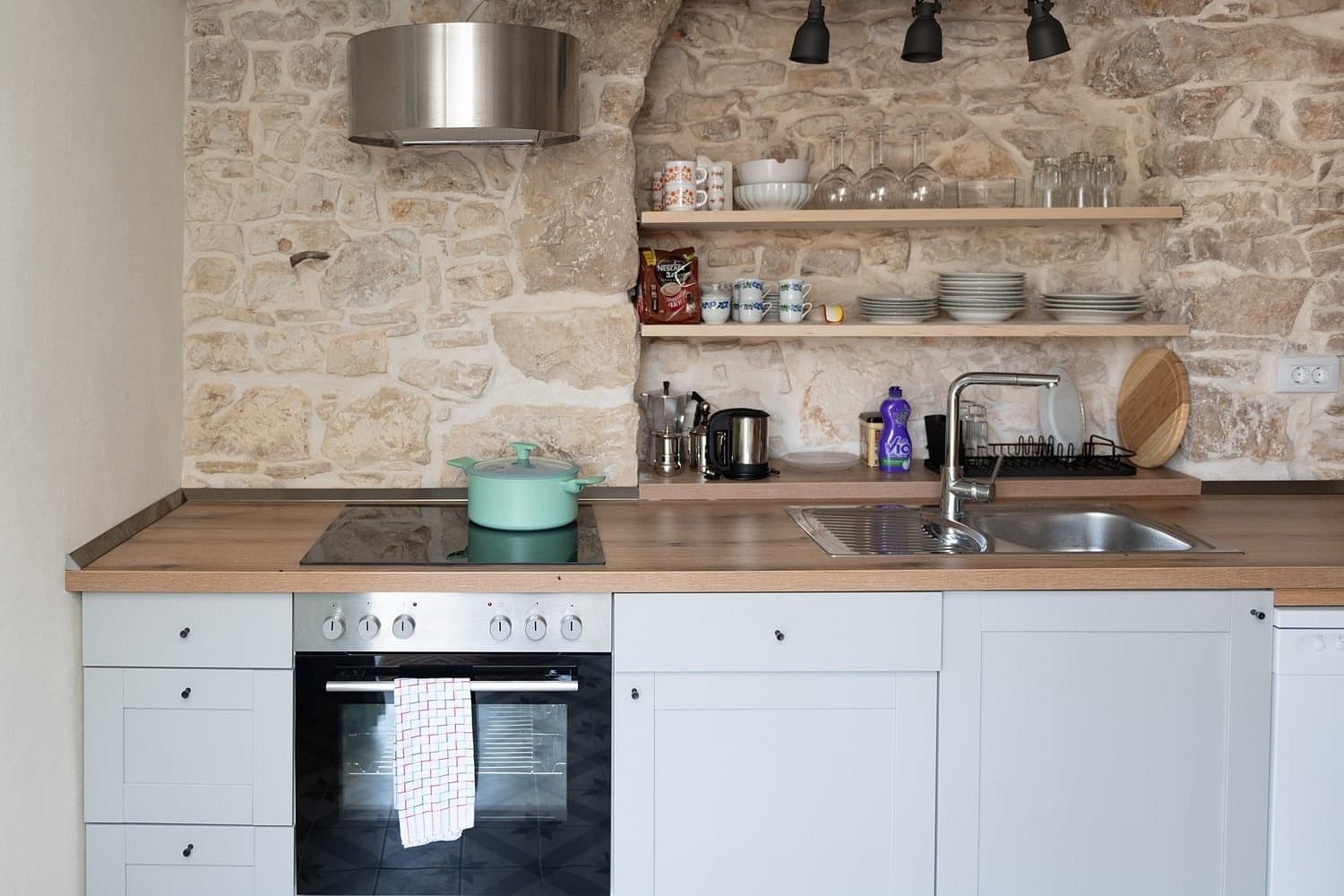 Prodej rodinný dům - Svetvinčenat, HR, 60 m² - 2