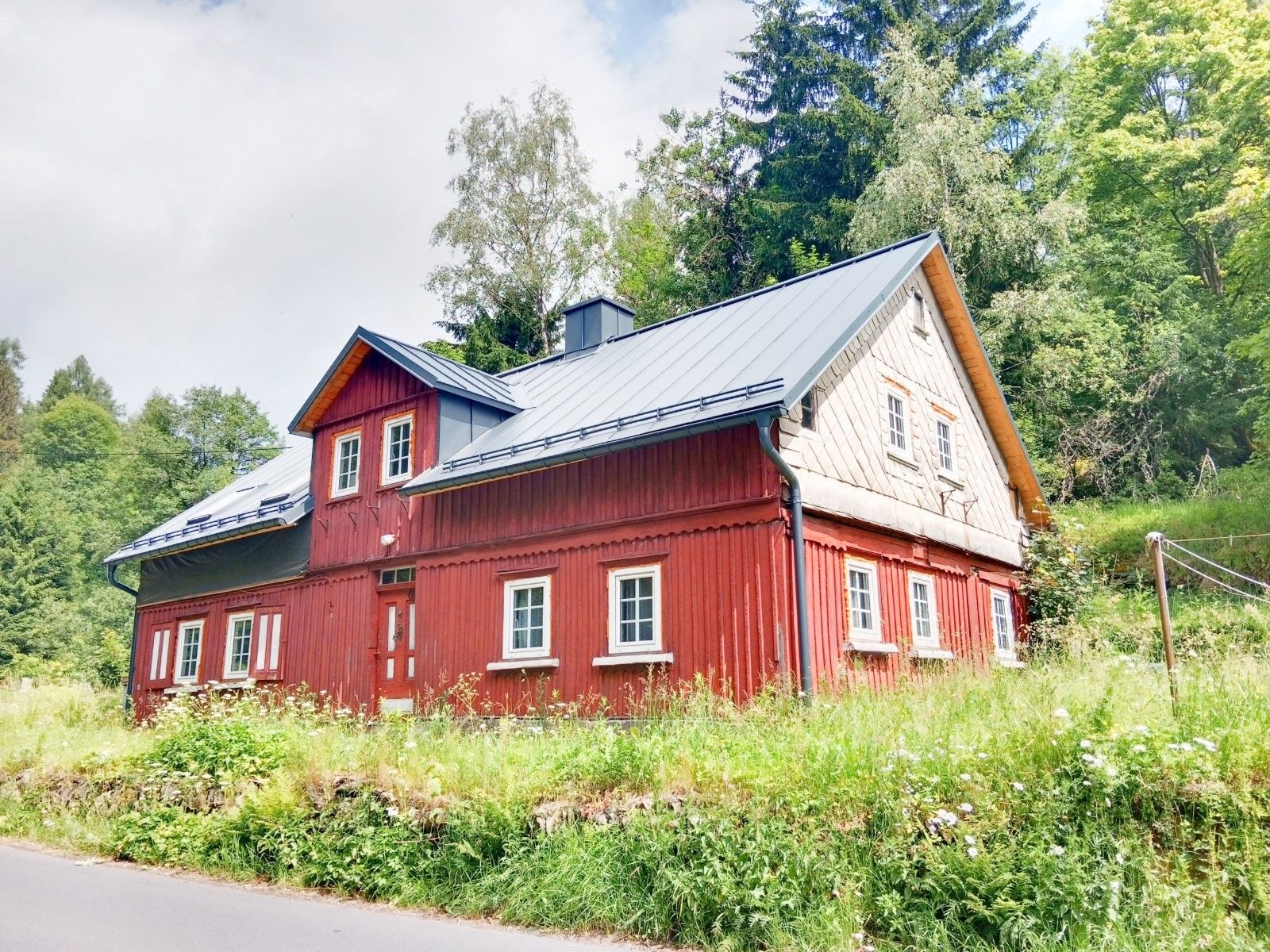 Chalupy, Kraslice Tisová, 180 m² - 1