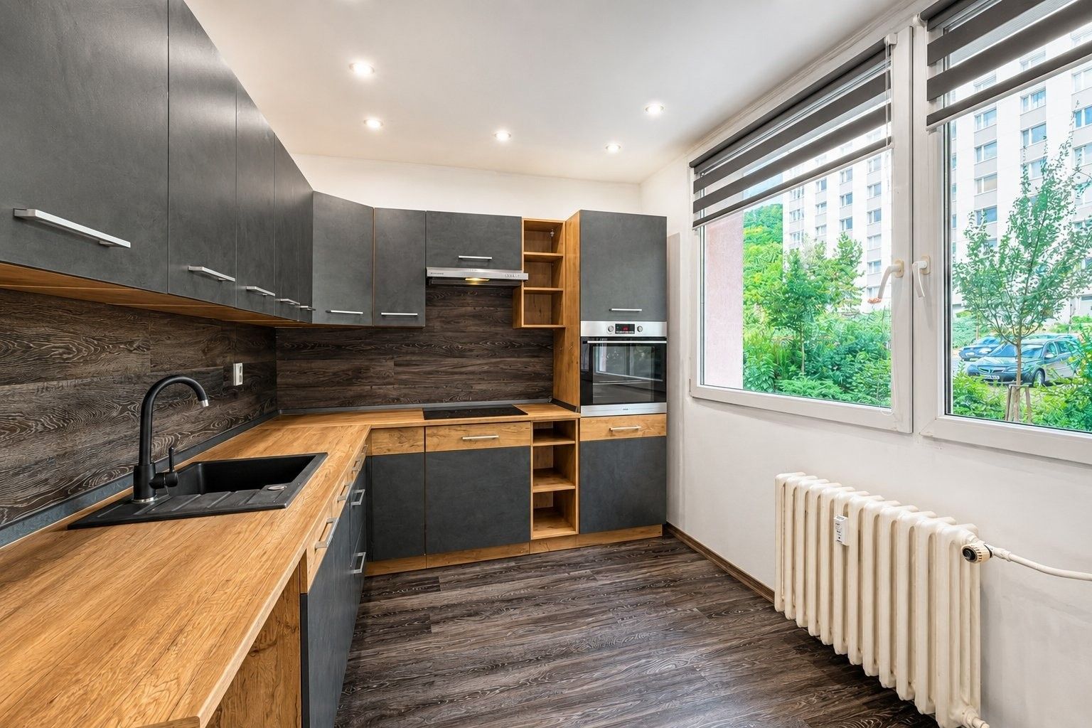 3+1, K. Marxe, Jirkov, 63 m² - 2