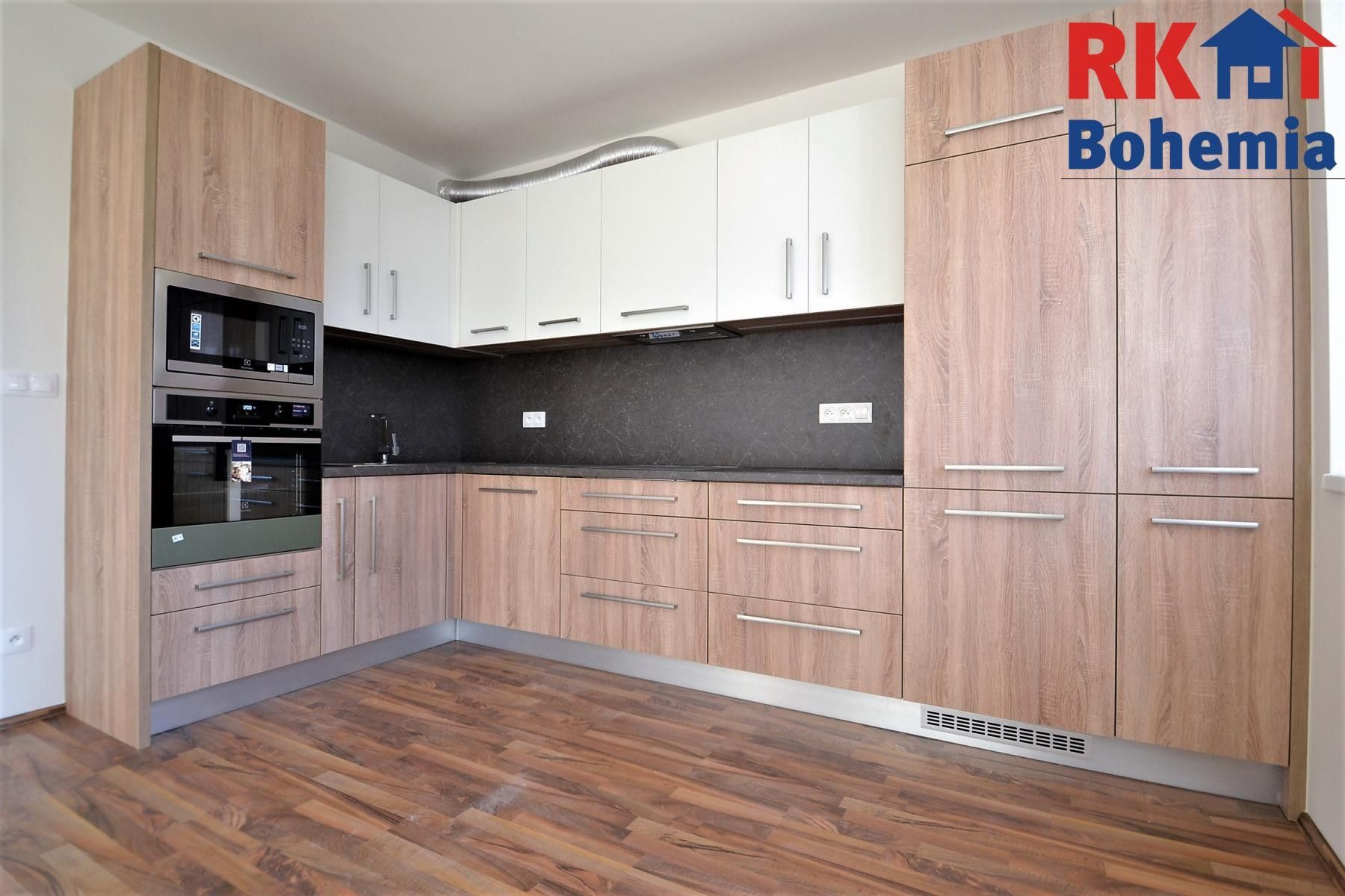 Pronájem byt 3+kk - Václava Trojana, Praha, 62 m²