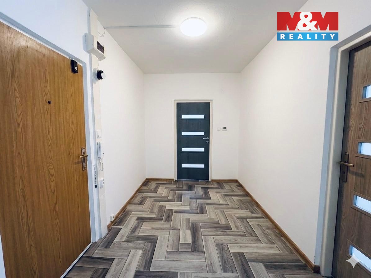 Byt 2+1 · 61 m² · Dřínovská, Chomutov - 4