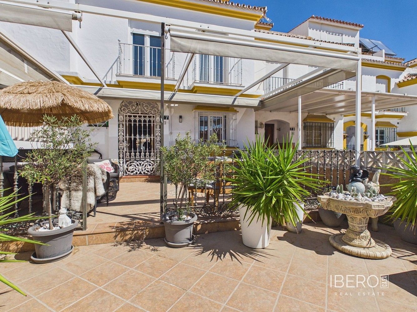 Rodinné domy, Estepona, Španělsko, 122 m² - 1