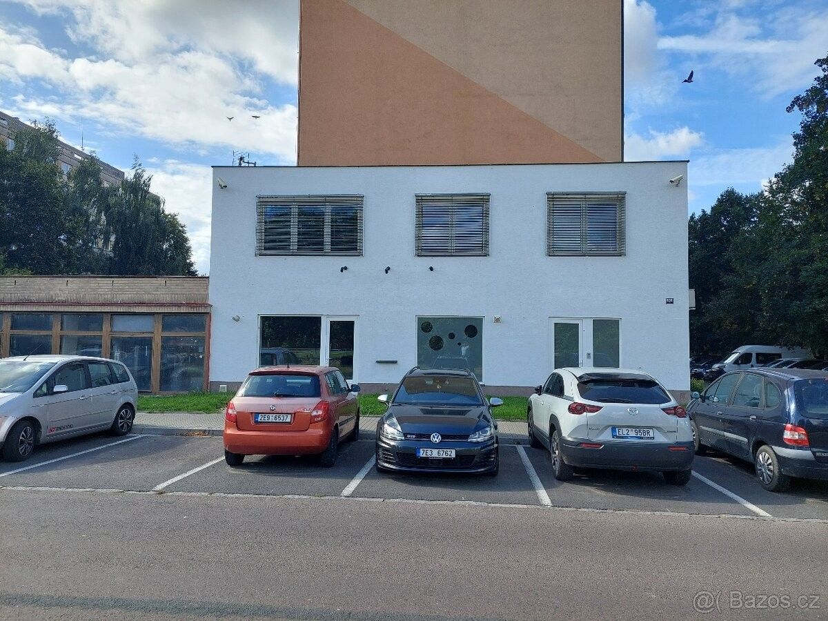 Obchodní prostory, Chrudim, 537 01