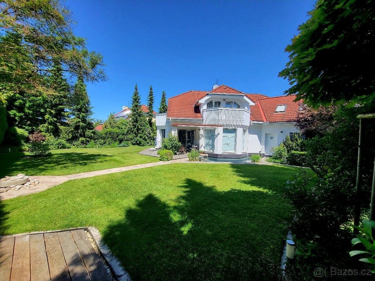 Prodej dům - Kosmonosy, 293 06, 298 m²
