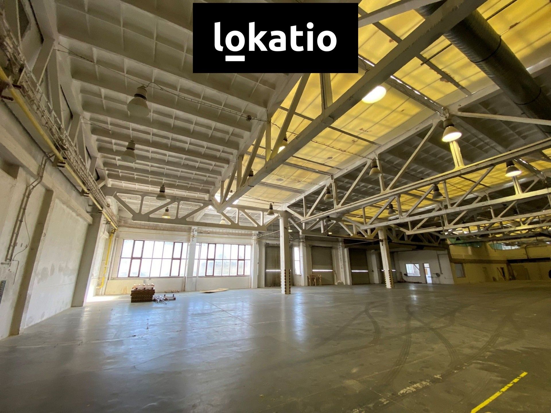 Pronájem výrobní prostory - Olomouc, 680 m²