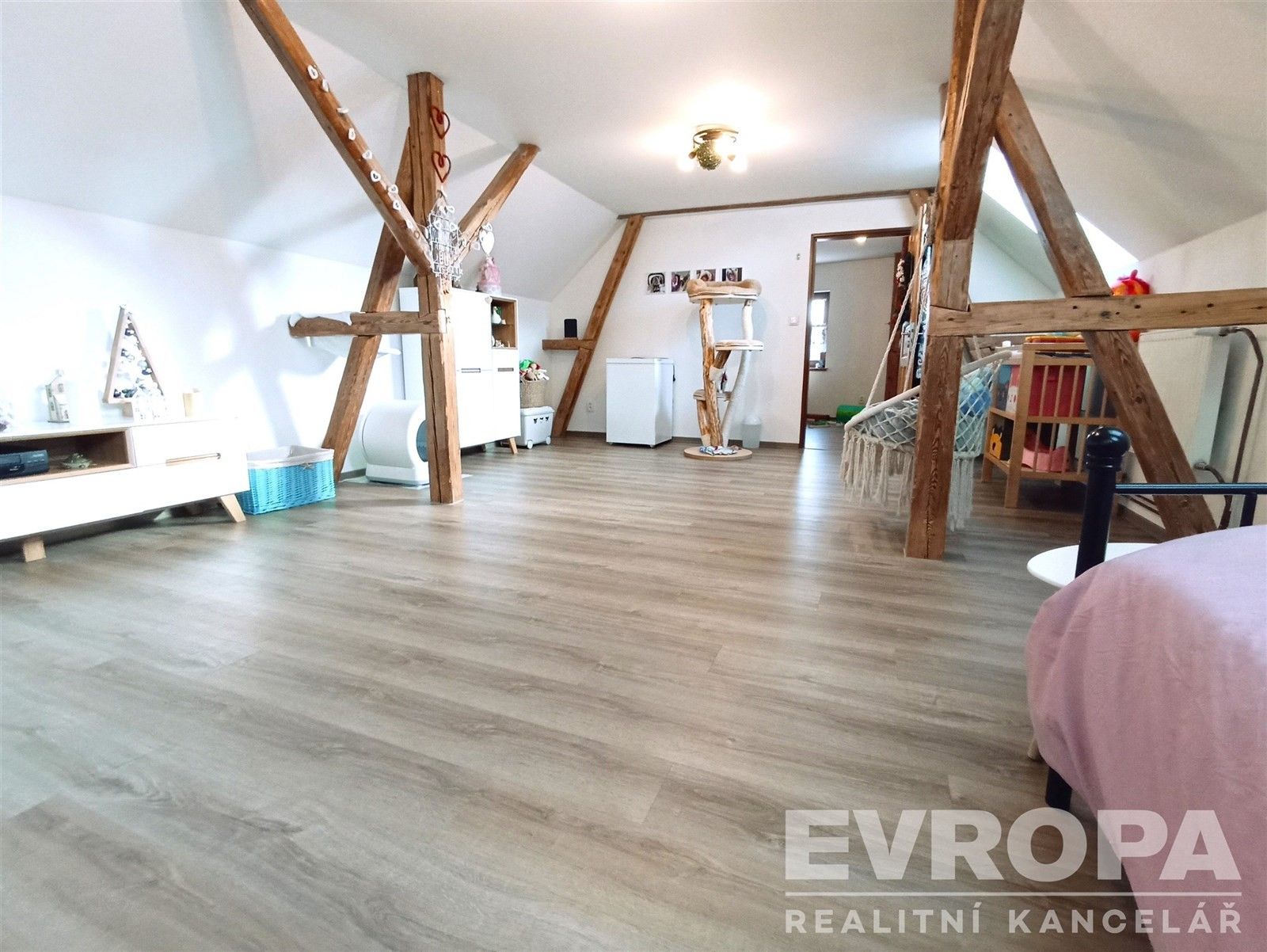 Prodej rodinný dům - Chudeč, Bezvěrov, 180 m²