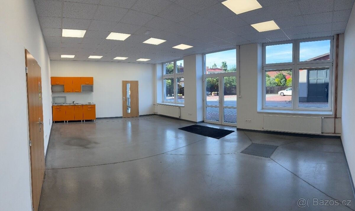 Obchodní prostory · Rožnov pod Radhoštěm, 756 61 - 3