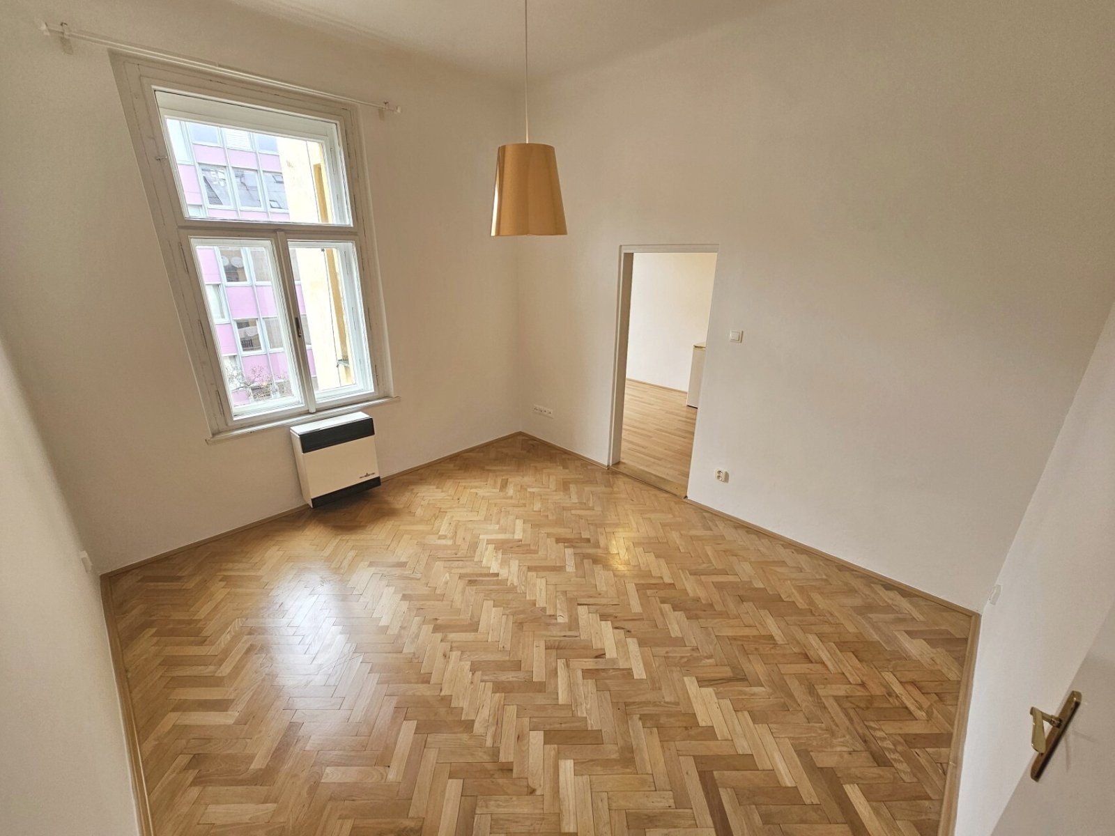 Byt 2+kk · 38 m² · Mánesova, Praha - 4