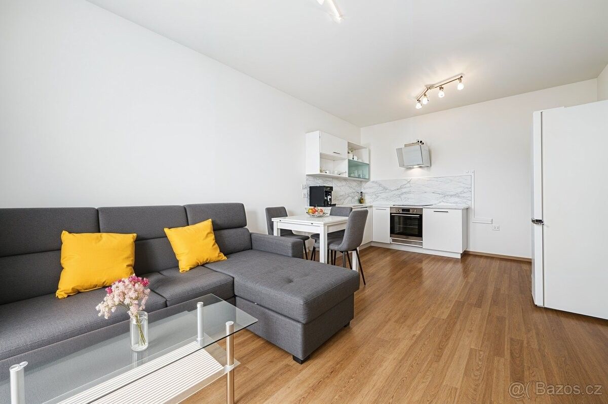 Prodej byt - Vyškov, 682 01