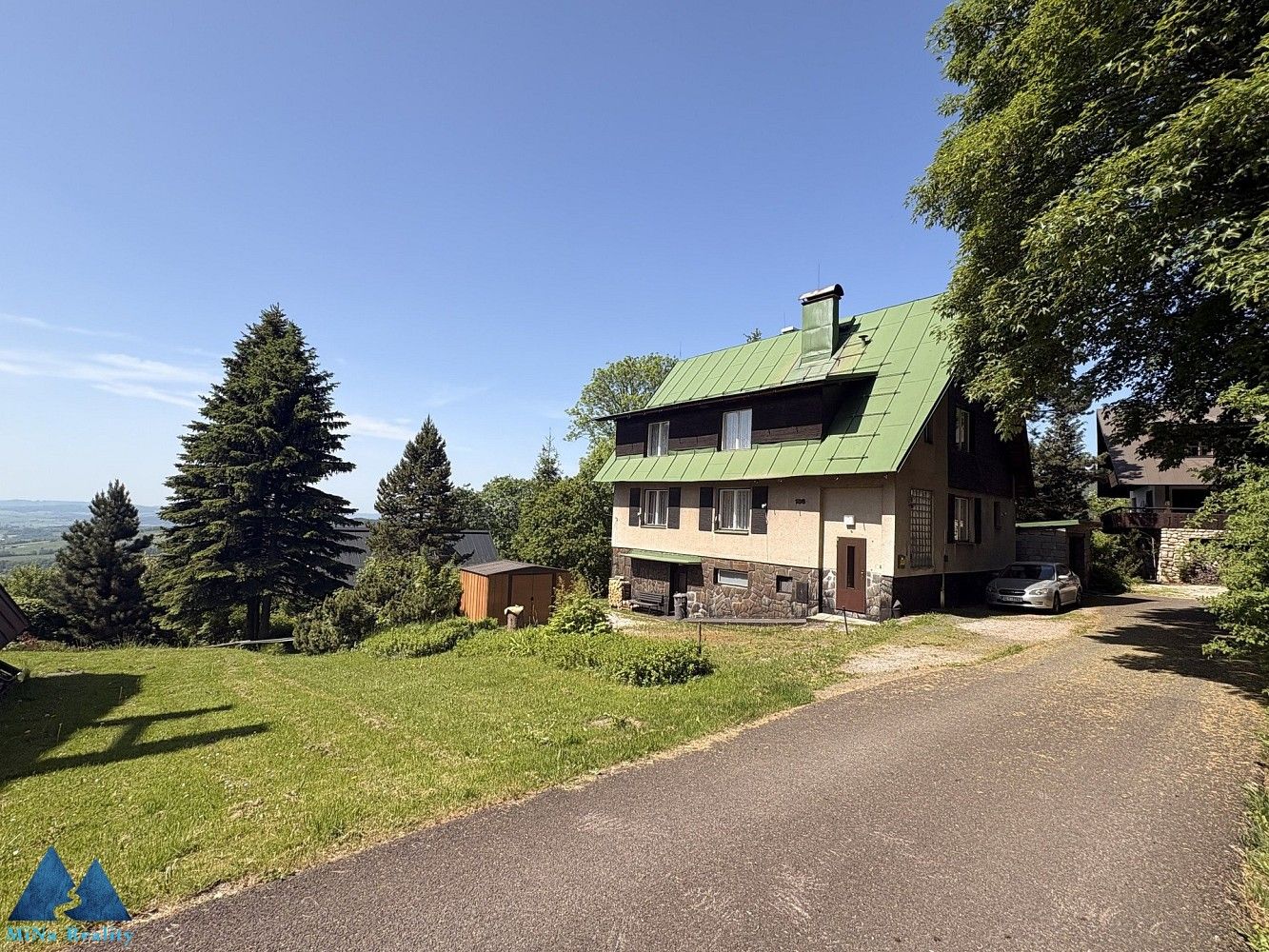 Rodinné domy, Strážné, okres Trutnov, Královéhradecký kraj, 180 m² - 1
