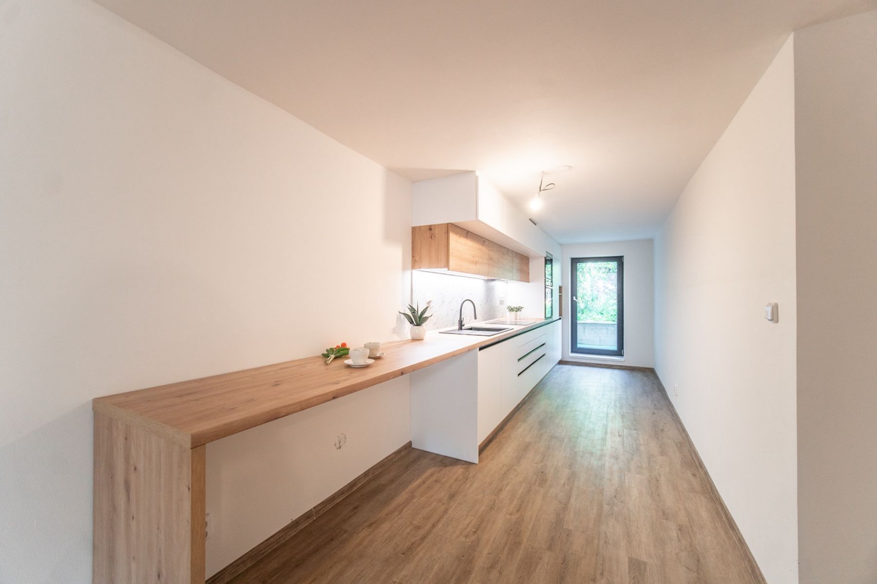 Pronájem byt 3+kk - Pod Lesíkem, Praha - Dolní Měcholupy, 114 m² - 5