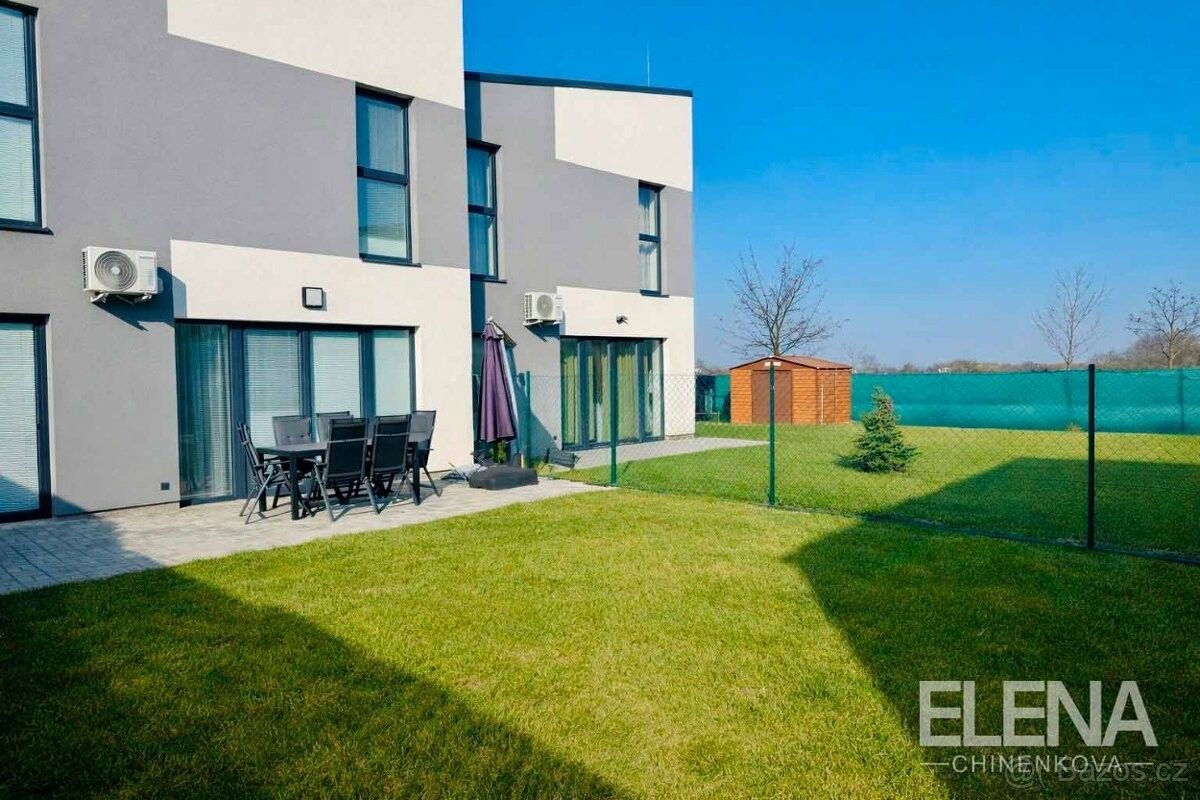 Pronájem rodinný dům - Jesenice u Prahy, 252 42