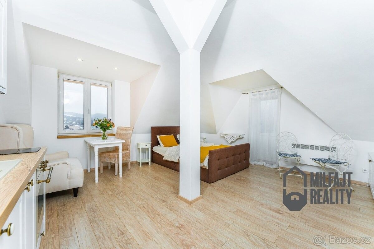 Pronájem byt - Jablonec nad Nisou, 466 01