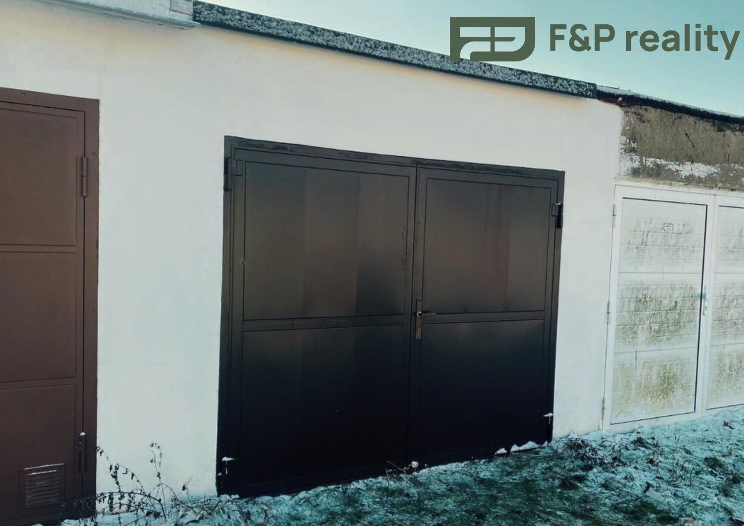 Pronájem garáž - Pražská, Pardubice, 18 m²