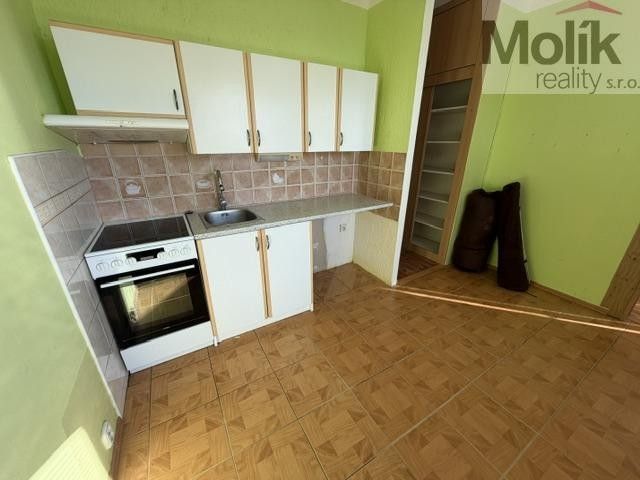 1+1, Marš. Rybalka, Most, 36 m² - 2