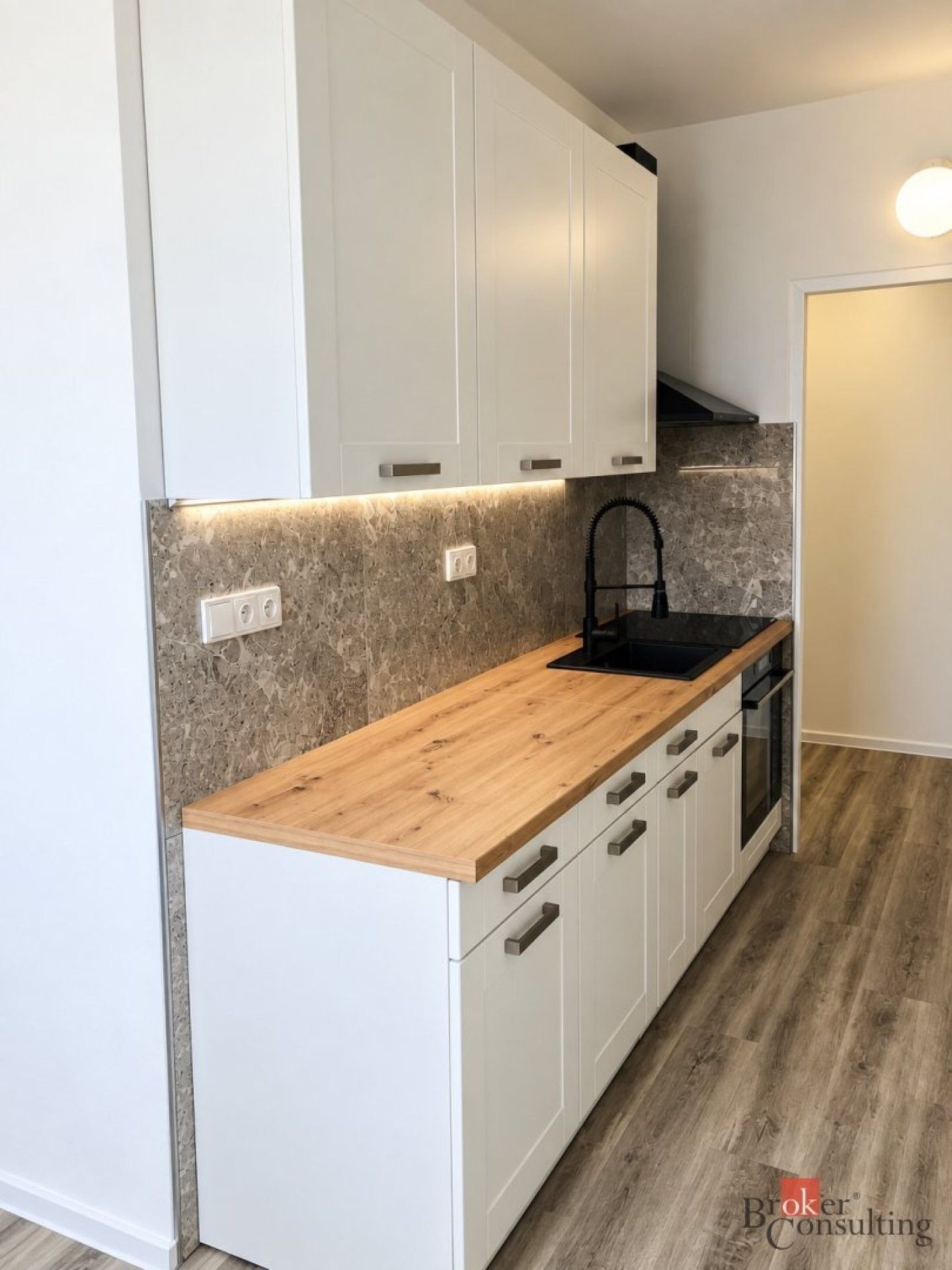 Pronájem byt 2+1 - Sokolovská, Plzeň, 63 m² - 2
