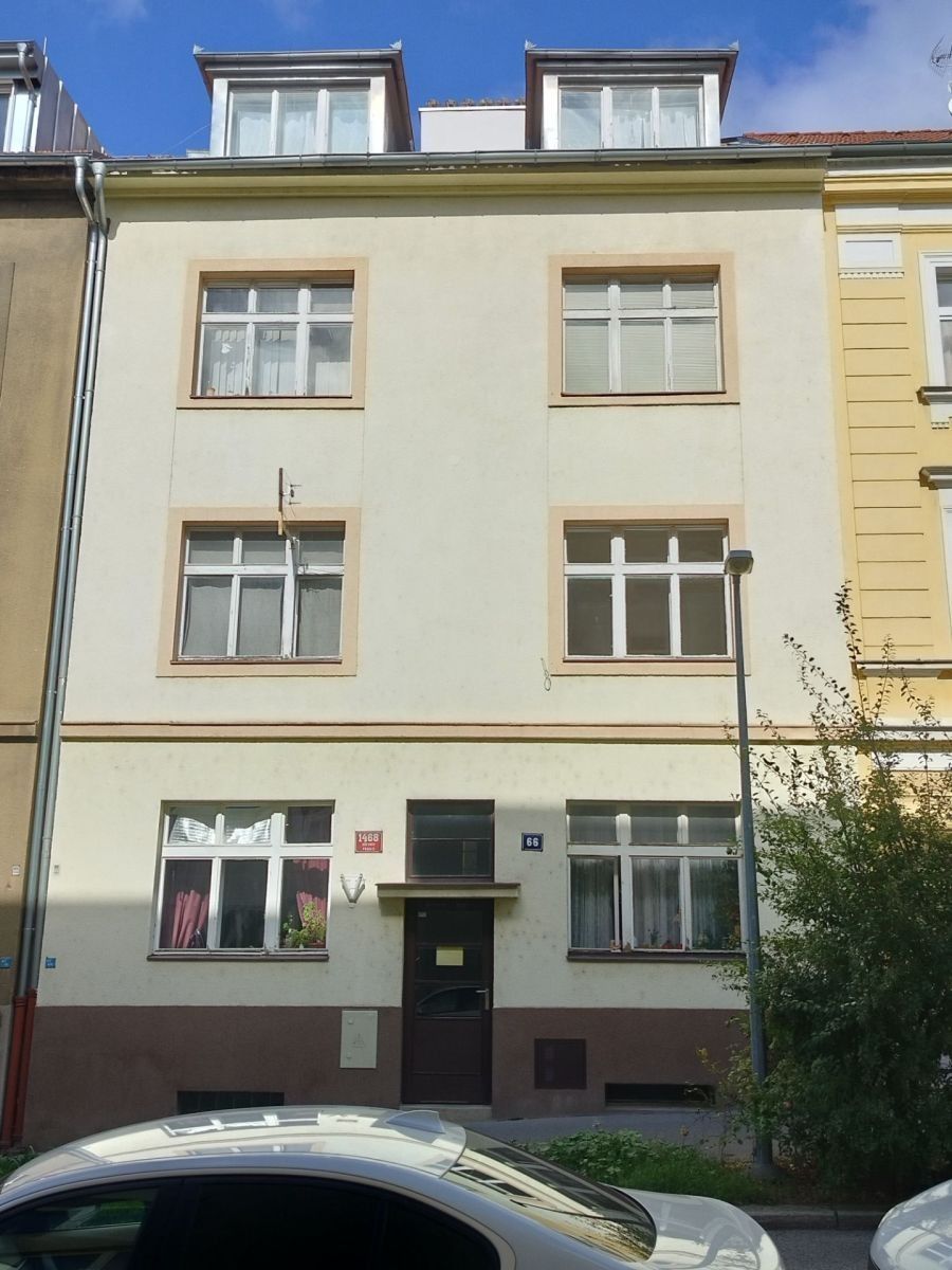 2+kk, Ve Střešovičkách, Praha - Břevnov, 44 m² - 1