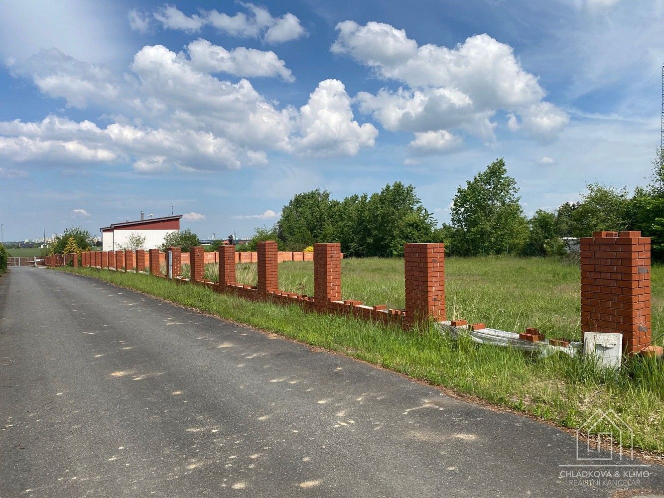 Pozemek pro bydlení, 2 000 m²