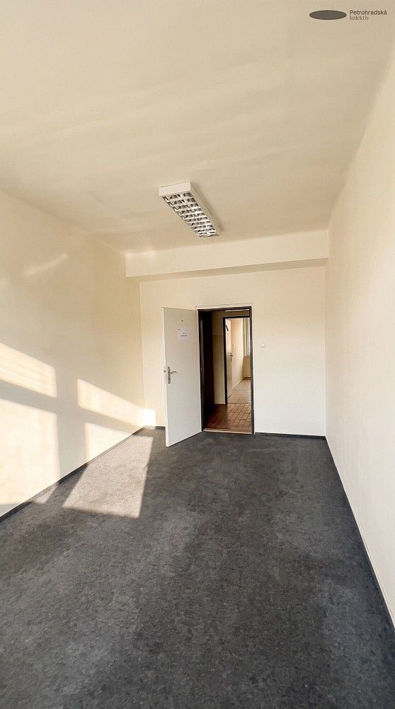 Kancelář · 18 m² · Praha - Holešovice, okres Praha 7, Hlavní město Praha - 3