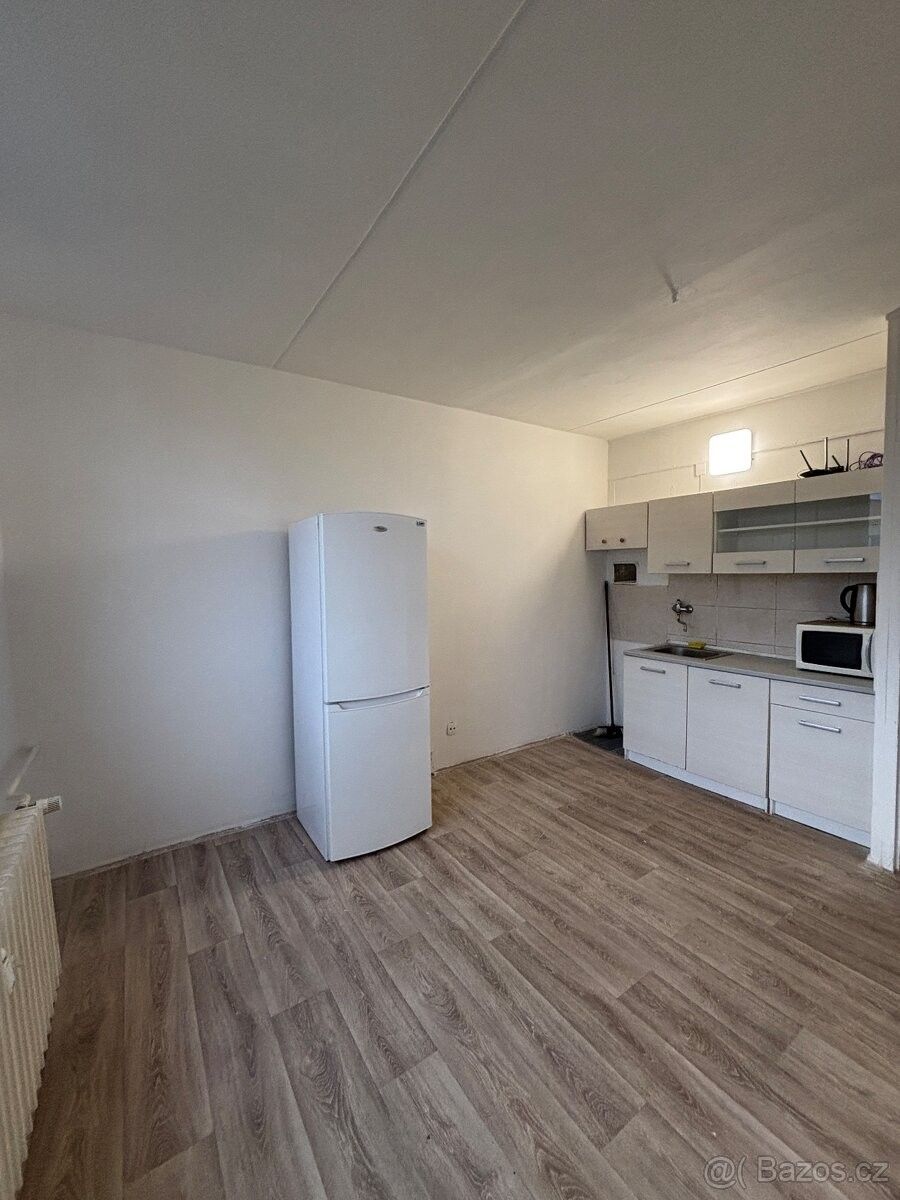 Byty, Chomutov, 430 03