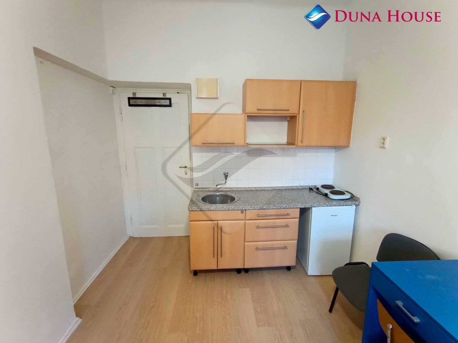 1+kk, Rostovská, Praha, 15 m²