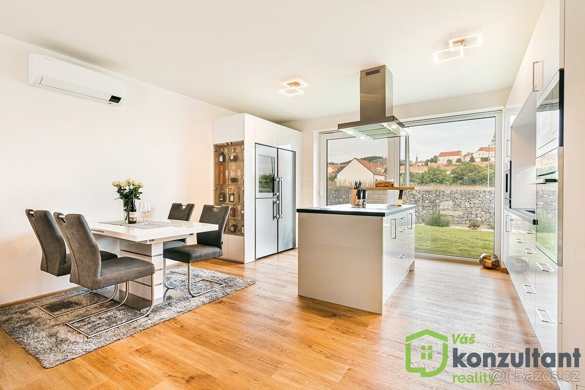 Prodej rodinný dům - Mikulov na Moravě, 692 01