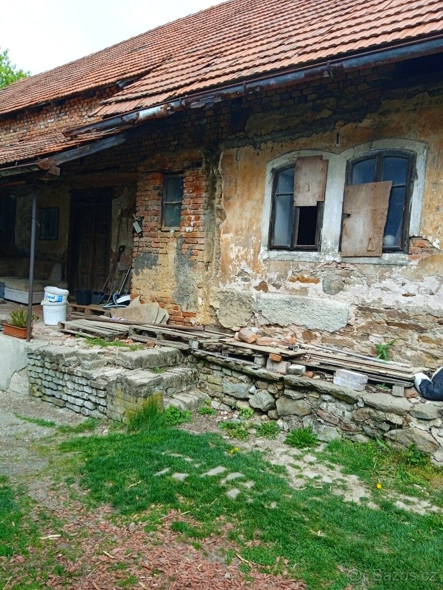 Prodej pozemek pro bydlení - Petrovice u Rakovníka, 270 35