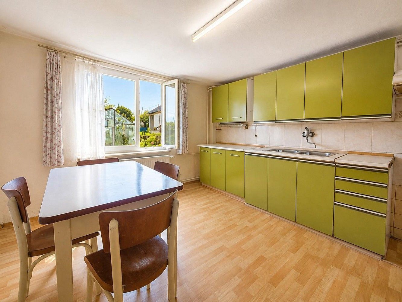 Rodinný dům · 183 m² · Dačice - Dačice III, okres Jindřichův Hradec, Jihočeský kraj - 4