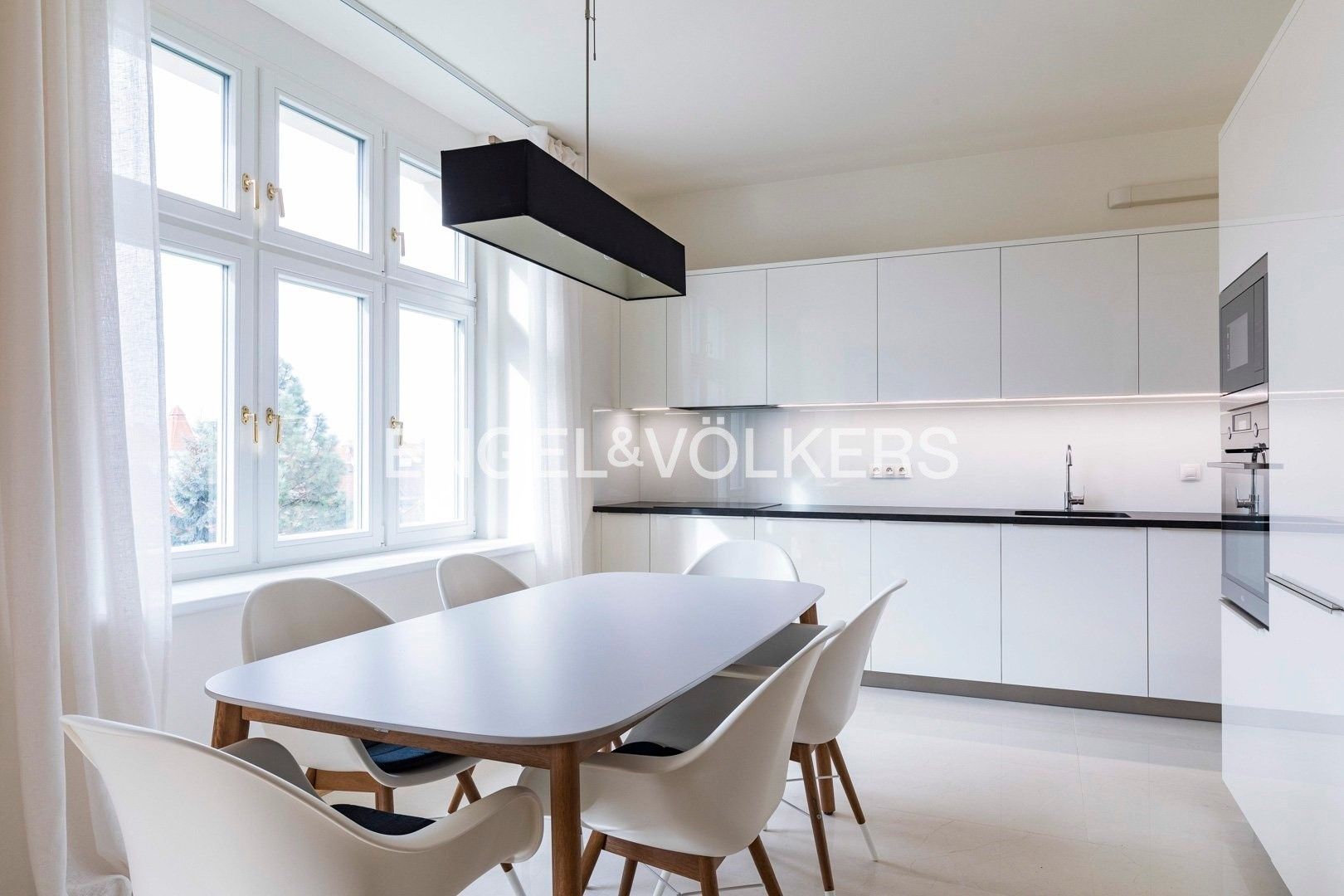 4+kk, Hradešínská, Praha, 120 m²