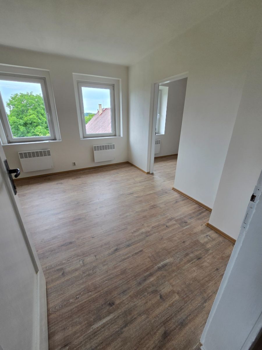 1+1, Školní, Jesenice - Jesenice u Rakovníka, Středočeský kraj, 48 m² - 2