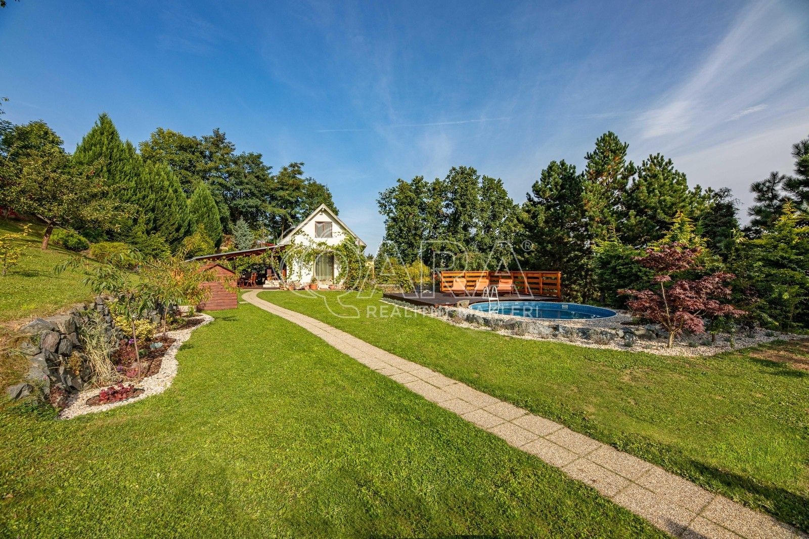 Prodej pozemek pro bydlení - Skuhrovecká, Mnichovice, 2 m²