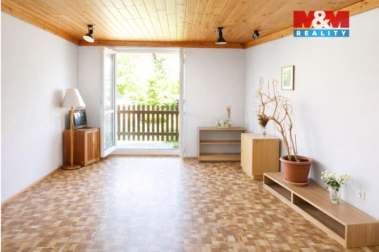 Prodej rodinný dům - Podhradní Lhota, 280 m² - 5