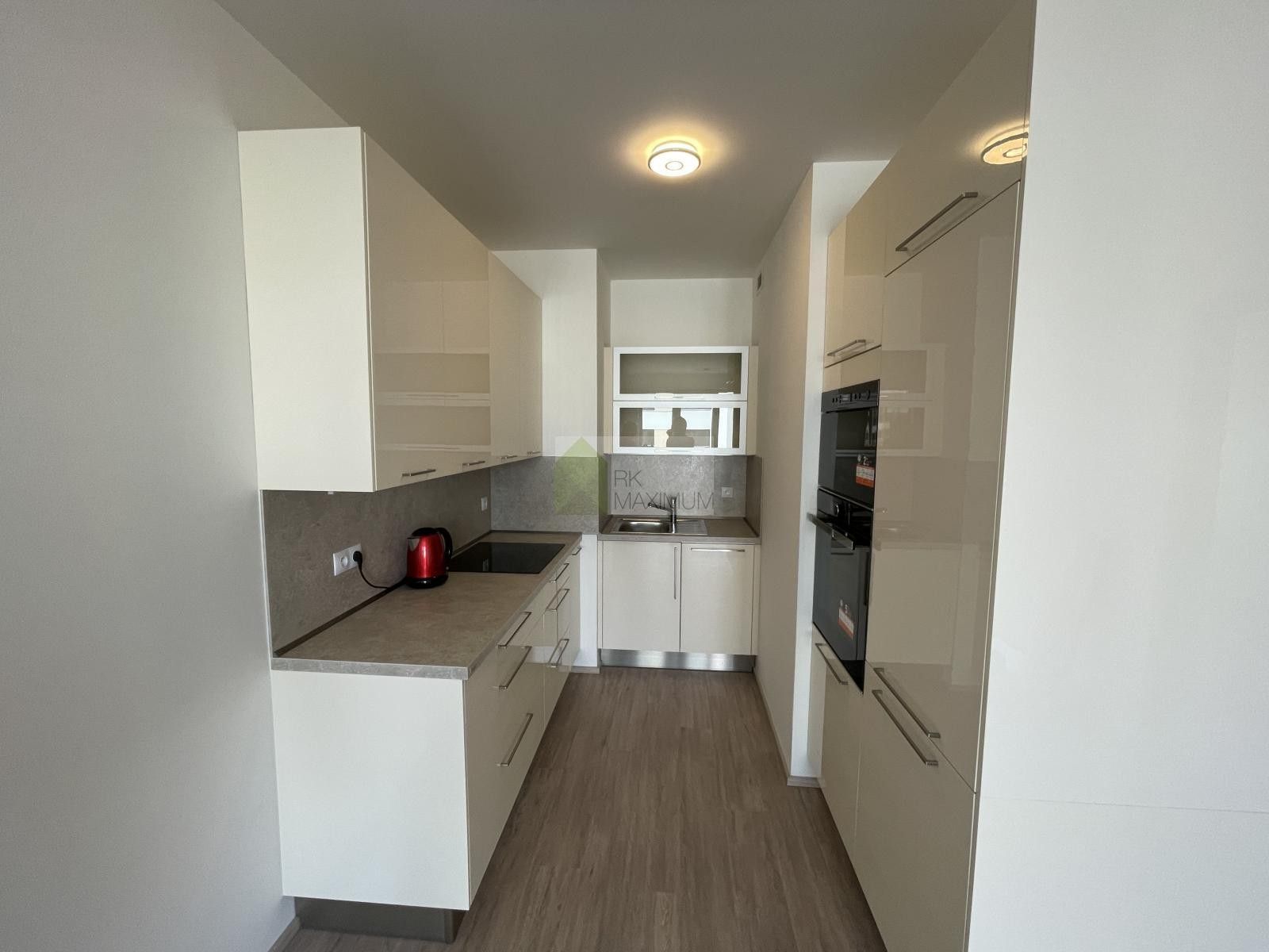 Byt 2+kk · 51 m² · U Radosti, Praha - 3