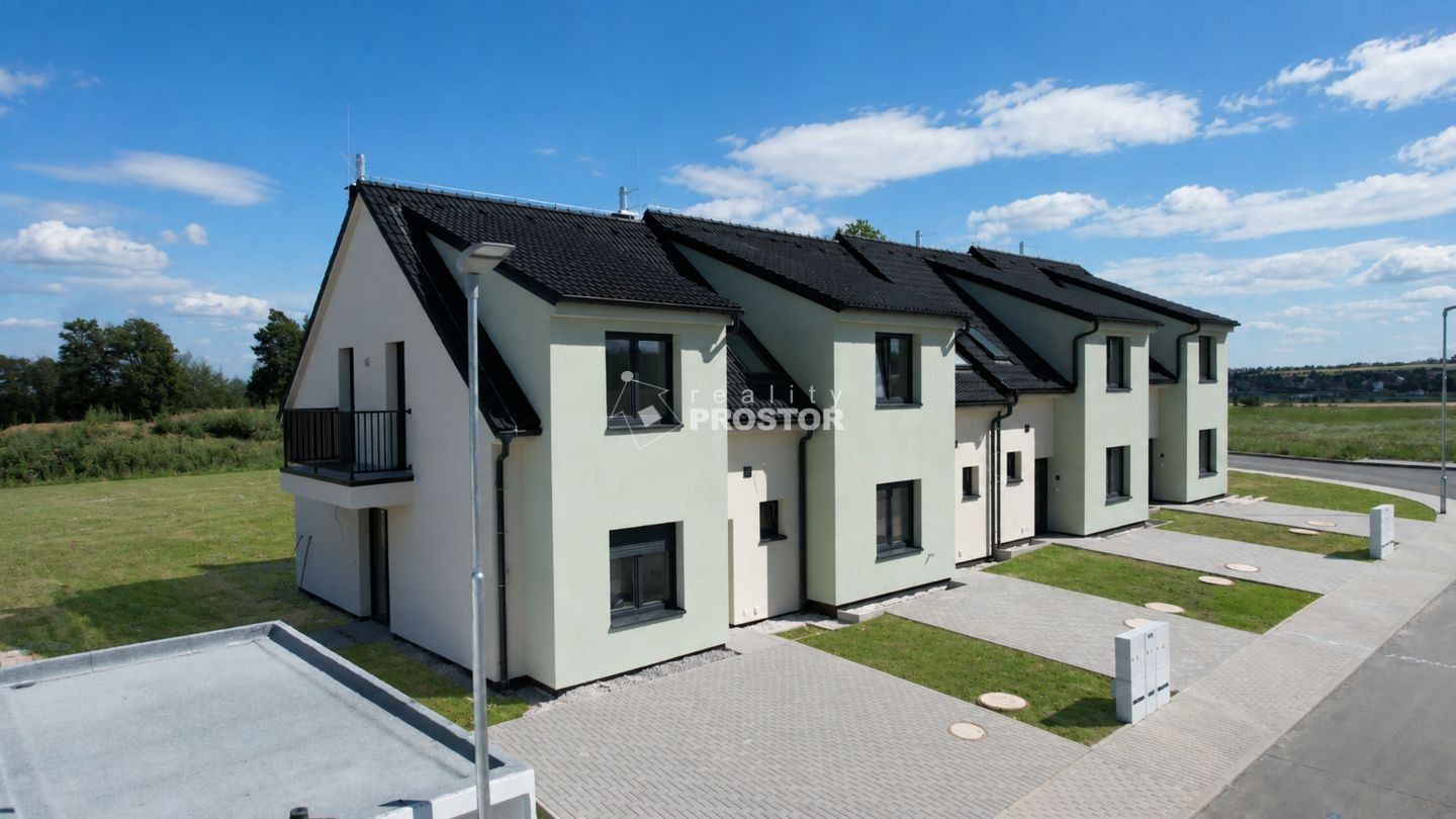Rodinné domy, Nučice, 111 m² - 1