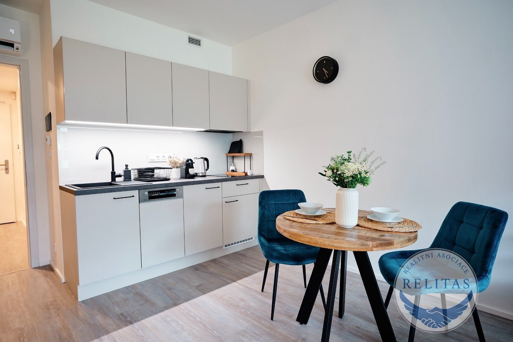 1+kk, Malešická, Praha, 37 m²