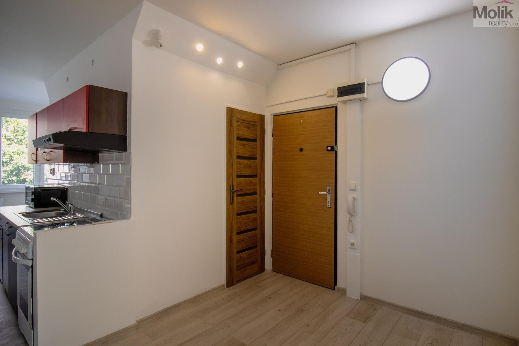 Byt 2+1 · 62 m² · Arbesova, Chomutov - 4