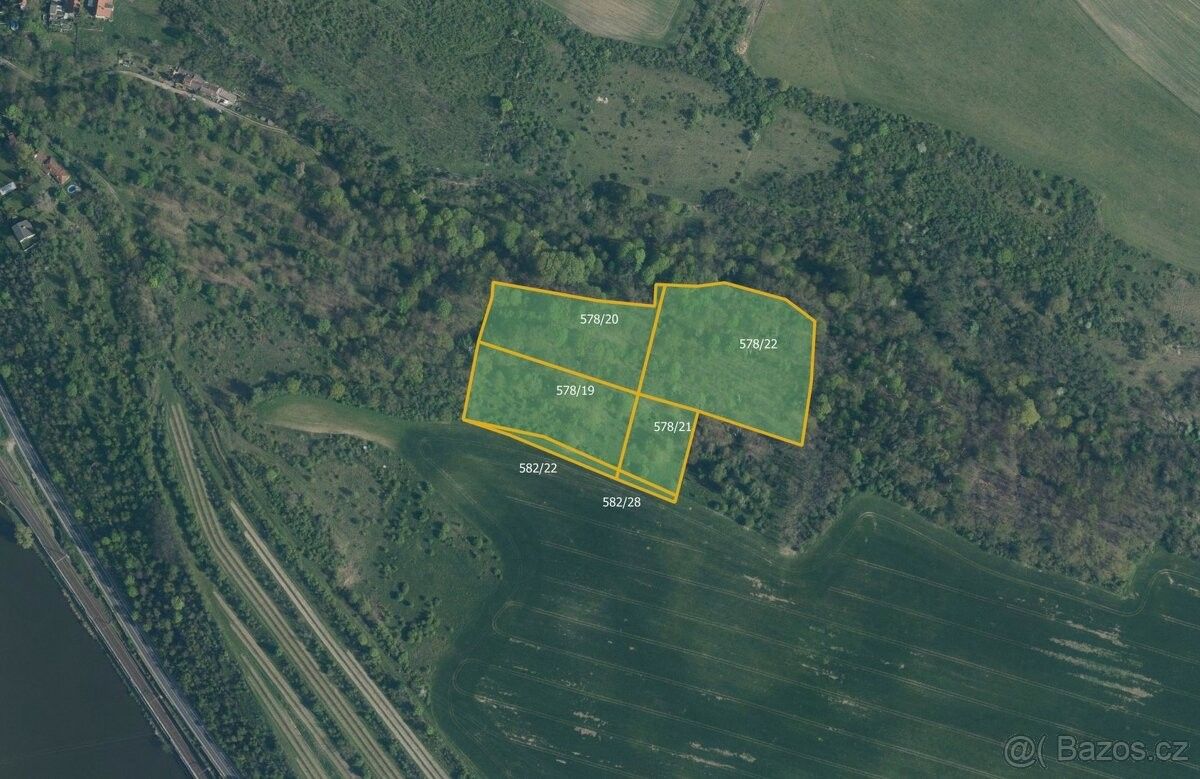 Pozemky pro bydlení, Býkev, 276 01