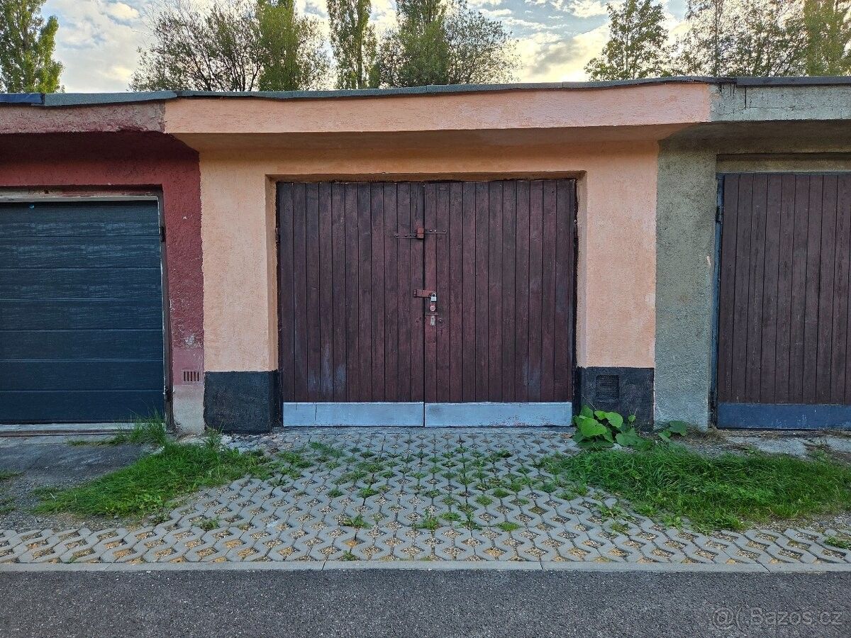 Garáže, Meziboří u Litvínova, 435 13