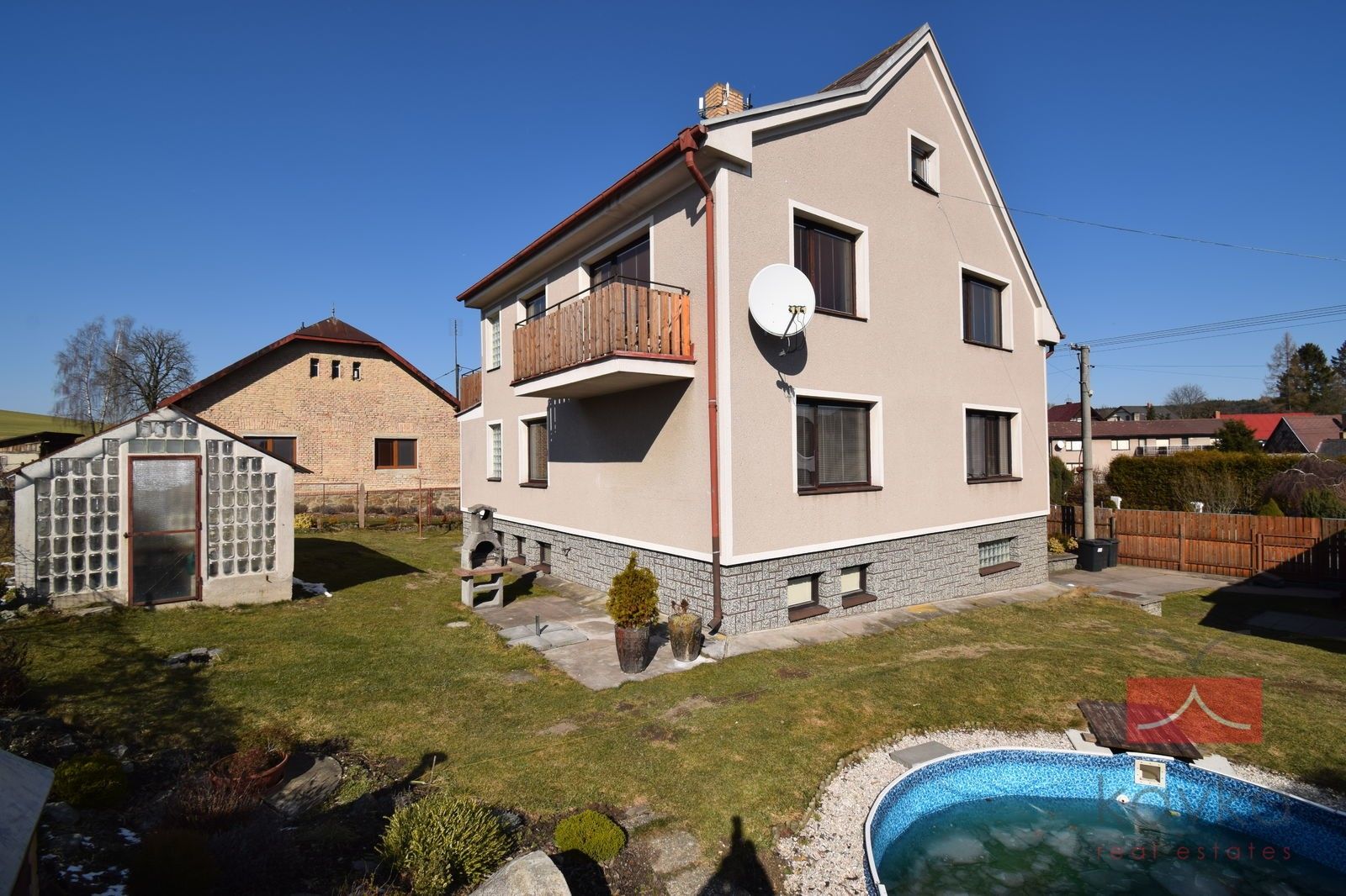 Prodej rodinný dům - Oudoleň, 309 m²