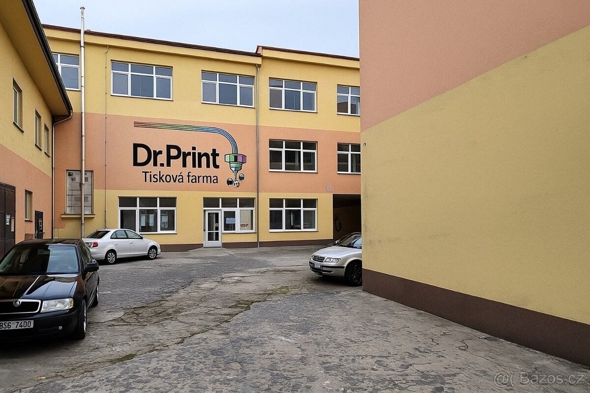 Pronájem obchodní prostory - Praha, 100 00